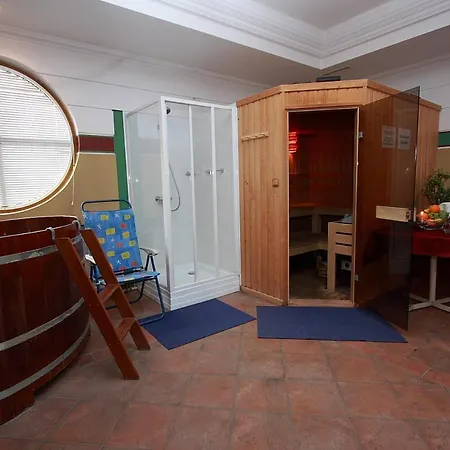 Hotel Platan