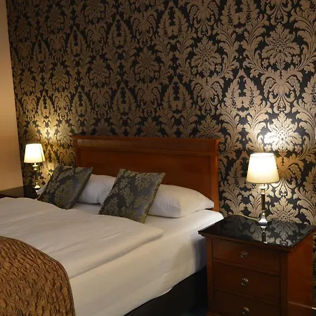 Platan 3* Sarvar